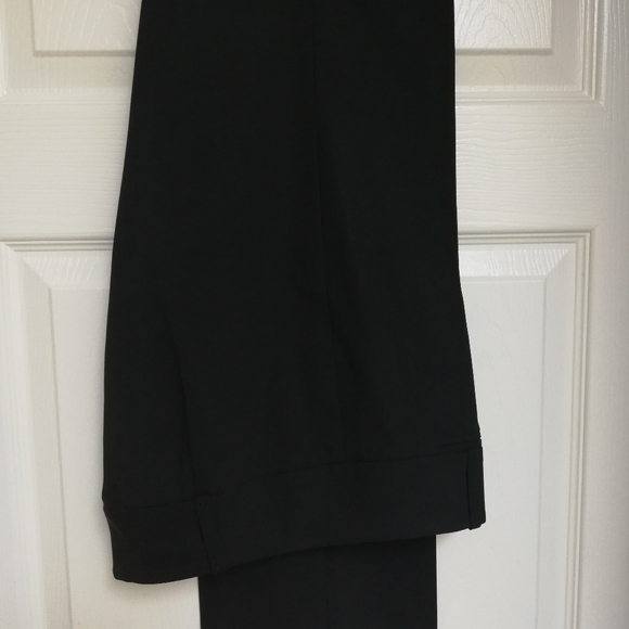 Brand New Authentic Hugo Boss women's pants, European size 38, black colour - Picture 2 of 4